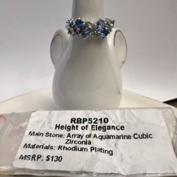 Cubic Zirconia Size 5 Women's Ring - Picture 2 of 5